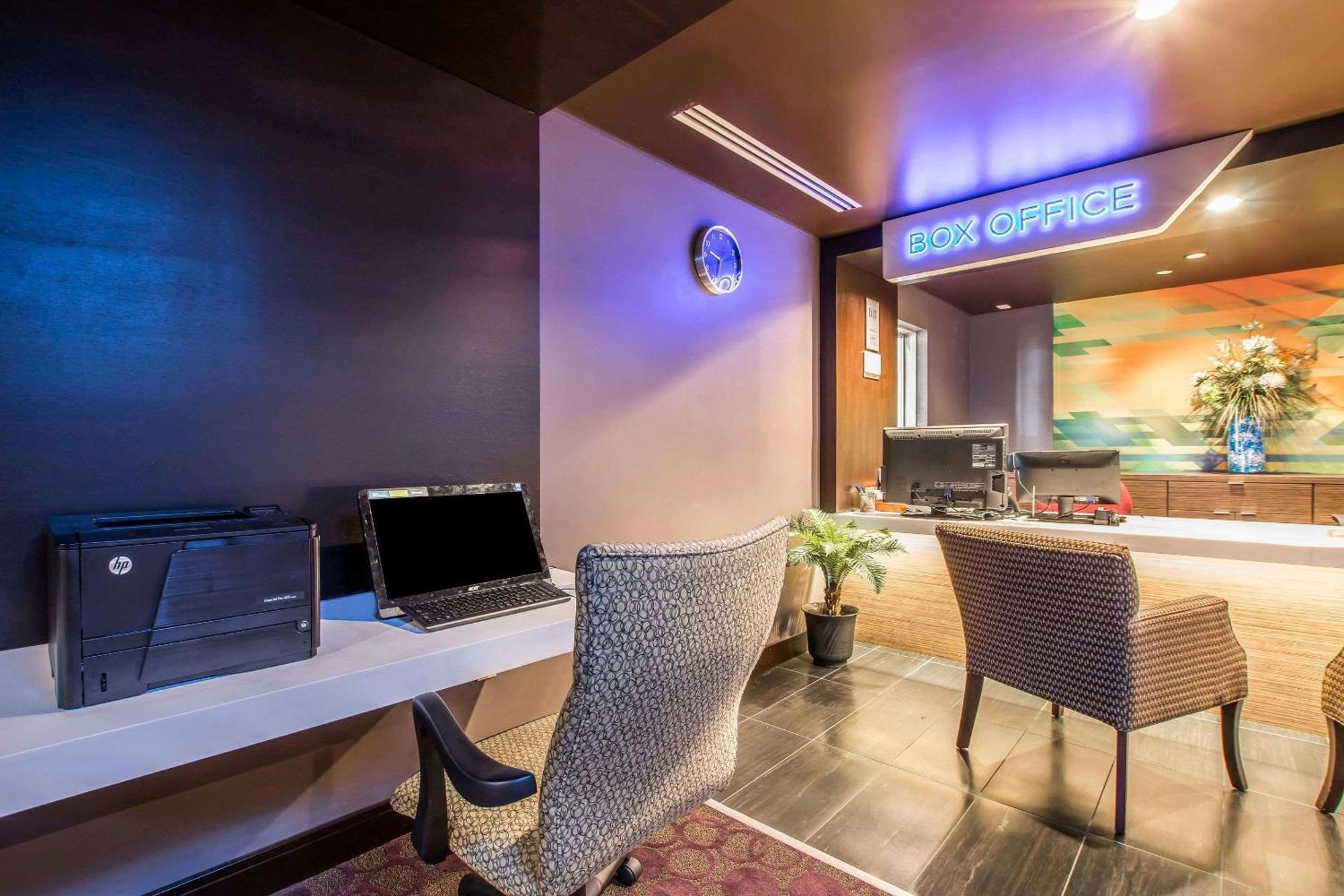 Tilt Hotel Universal-Hollywood, Ascend Hotel Collection Лос-Анджелес Екстер'єр фото